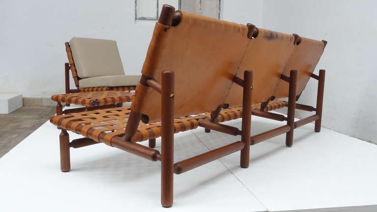 Rare 1957 Tapiovaara leather seating, prod Esposizione Permanente Mobili, Italy, 1
