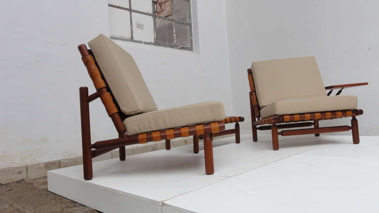Rare 1957 Tapiovaara leather seating, prod Esposizione Permanente Mobili, Italy, In Good Condition In bergen op zoom, NL