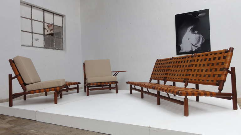 Italian Rare 1957 Tapiovaara leather seating, prod Esposizione Permanente Mobili, Italy,