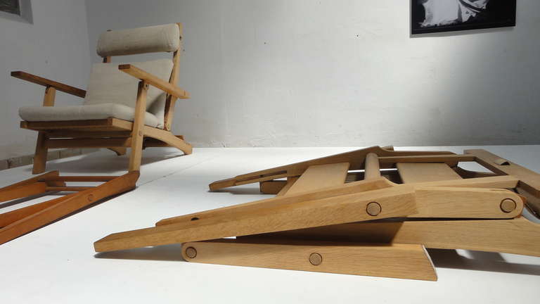 Amazing Pair of Hans Wegner AP71 Reclining Lounge Chairs with Rare Ottomans 2