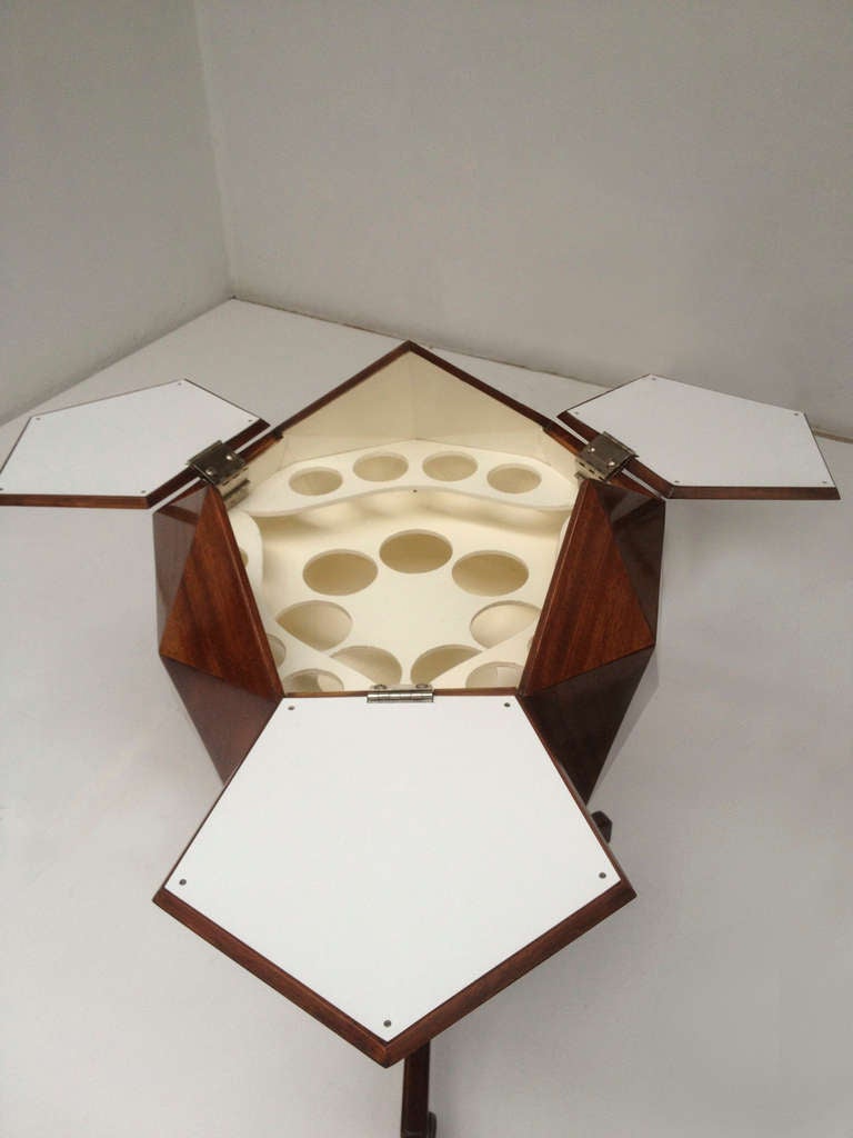 Important 1950s Italian Polyhedron Form Bar in Mahogany Attributed to Ico Parisi 3