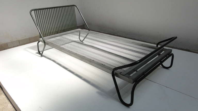 Steel 1952 'Miami' Daybed by Jacques Hitier for the Famous 'Antony' Building, Paris