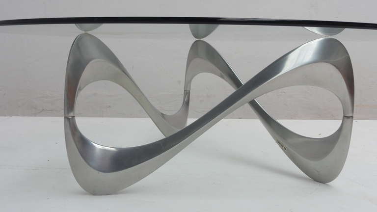 Sculptural 