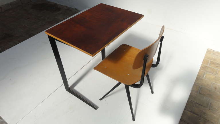 Mid-20th Century Friso Kramer Custom leather Top 'Result' Desk with early edition Result chair