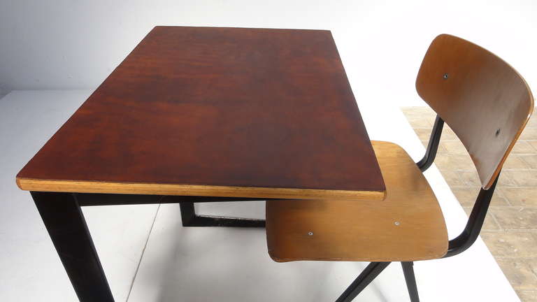Laminated Friso Kramer Custom leather Top 'Result' Desk with early edition Result chair