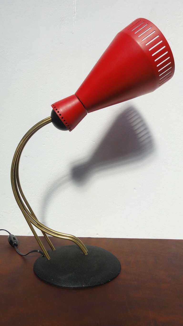Stunning Swiss 1950's Articular Desk Lamp by BAG TURGI AG In Good Condition For Sale In bergen op zoom, NL
