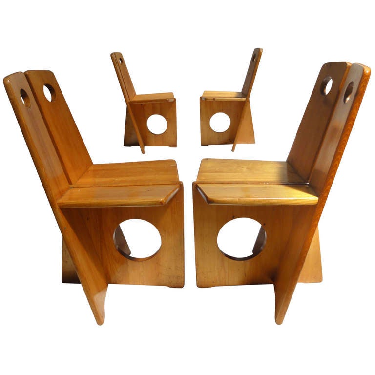 Set of 4 Dutch Pine wood Gerrit Rietveld influenced dining or side chairs