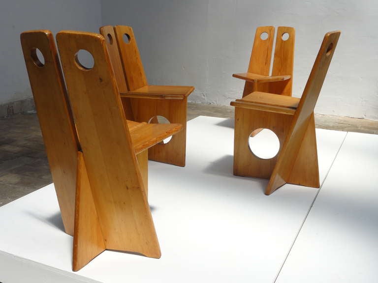 Set of 4 Dutch Pine wood Gerrit Rietveld influenced dining or side chairs 1