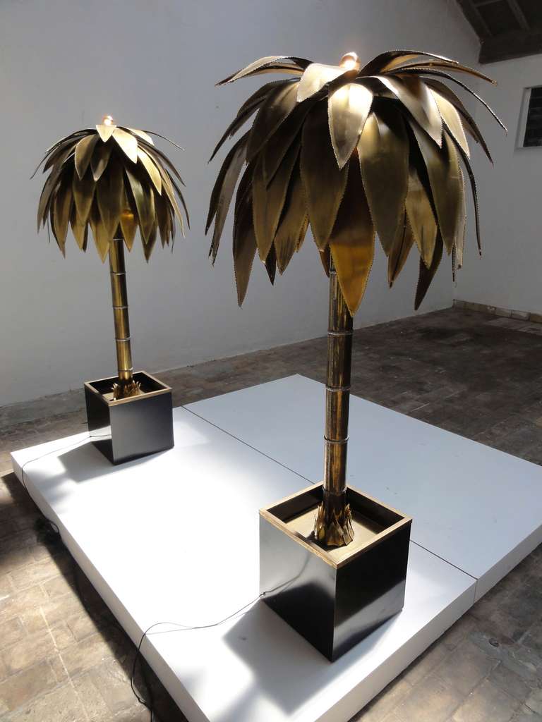 Modern Stunning Pair of Maison Jansen Brass Gilded Metal Palm Tree Floor Lamps