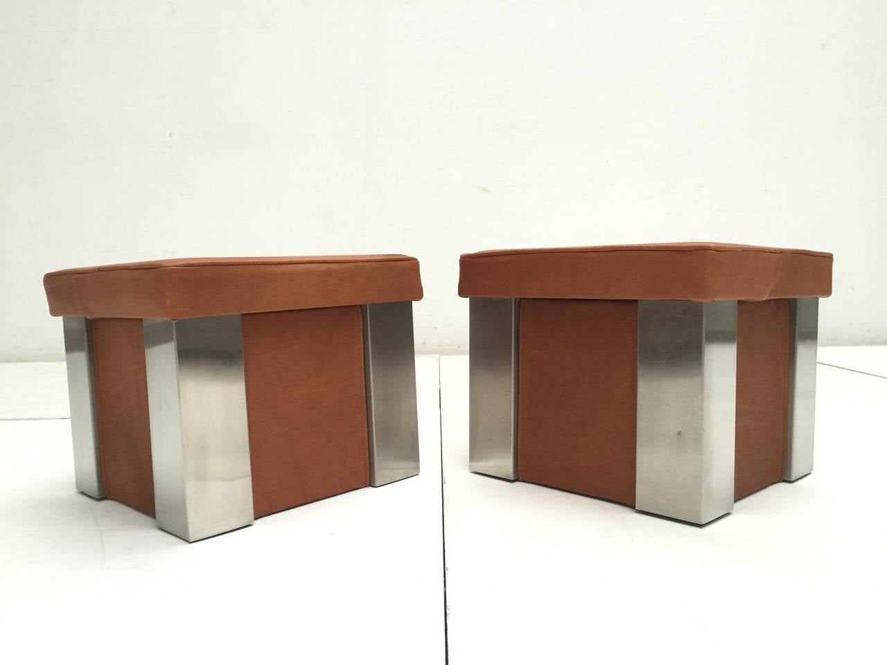 Italian Elegant Pair of Leather and Stainless Steel Stools Attributed to Romeo Rega