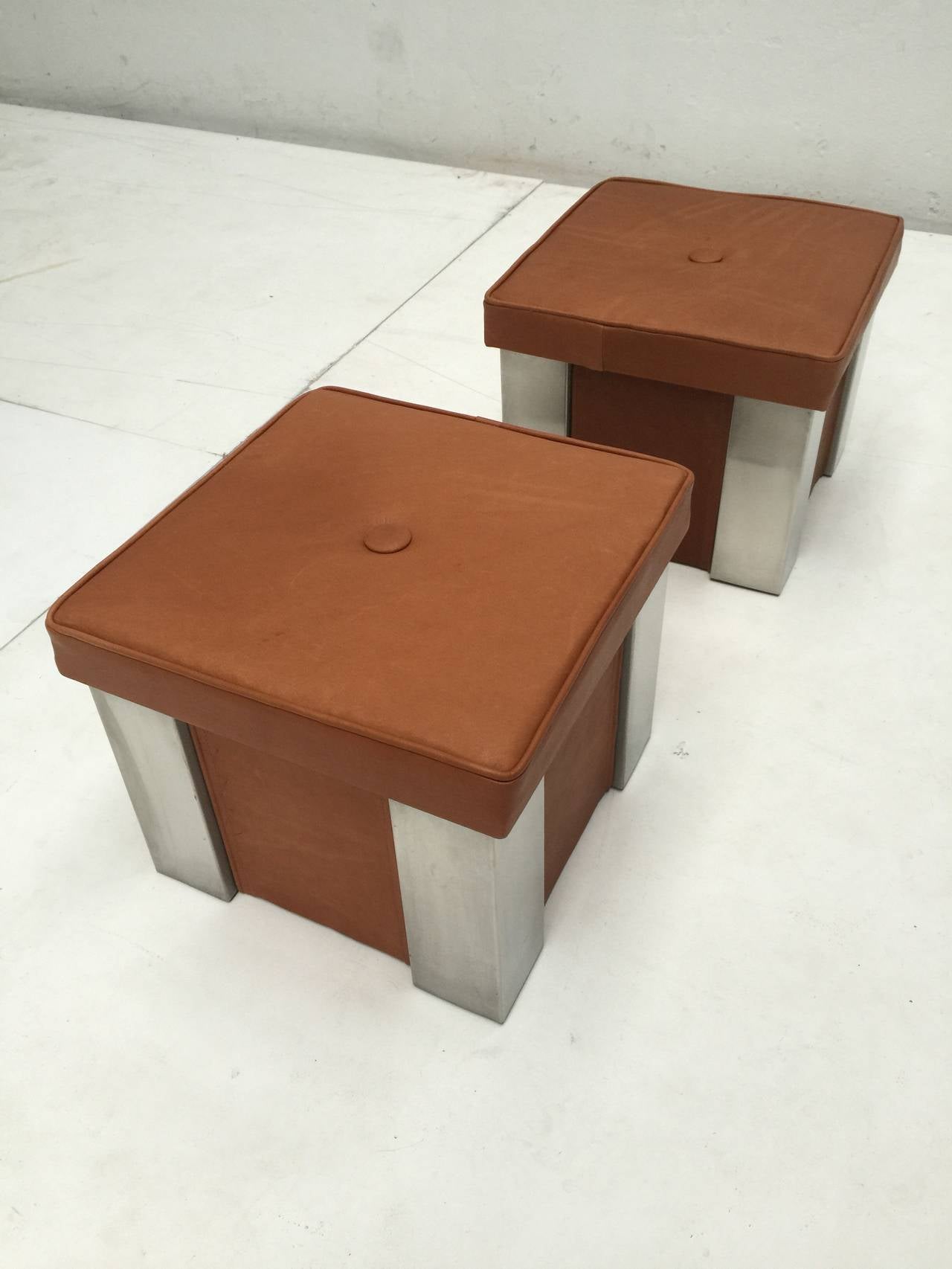 Mid-Century Modern Elegant Pair of Leather and Stainless Steel Stools Attributed to Romeo Rega