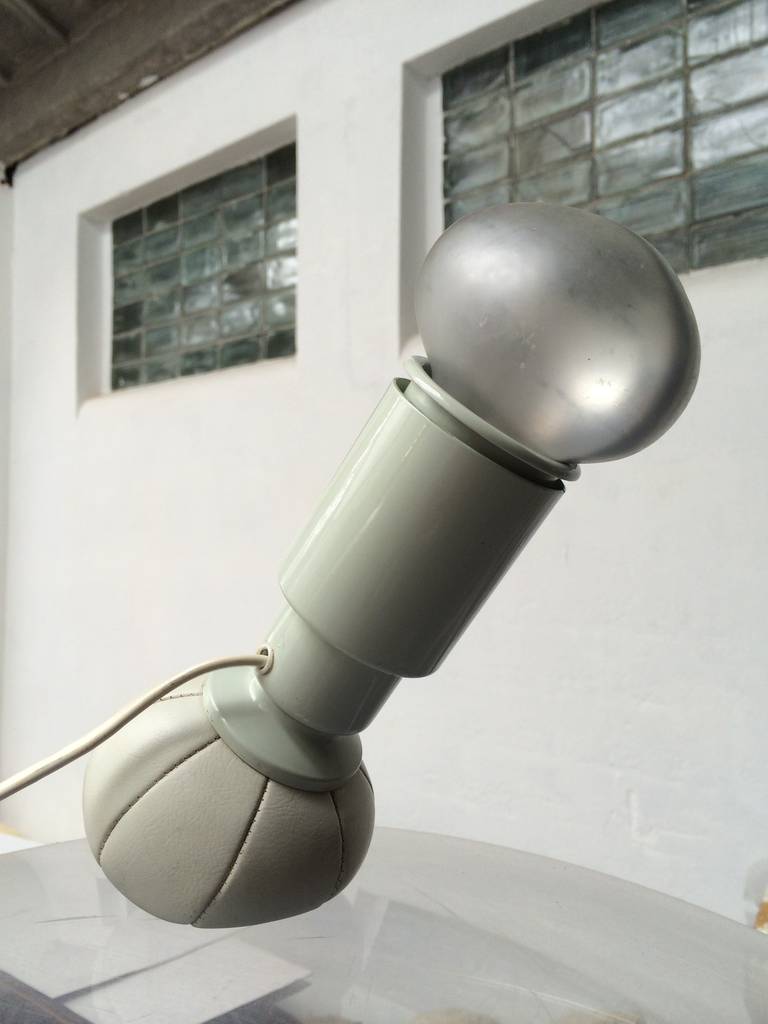 Italian Gino Sarfatti Table Lamp for Arteluce For Sale