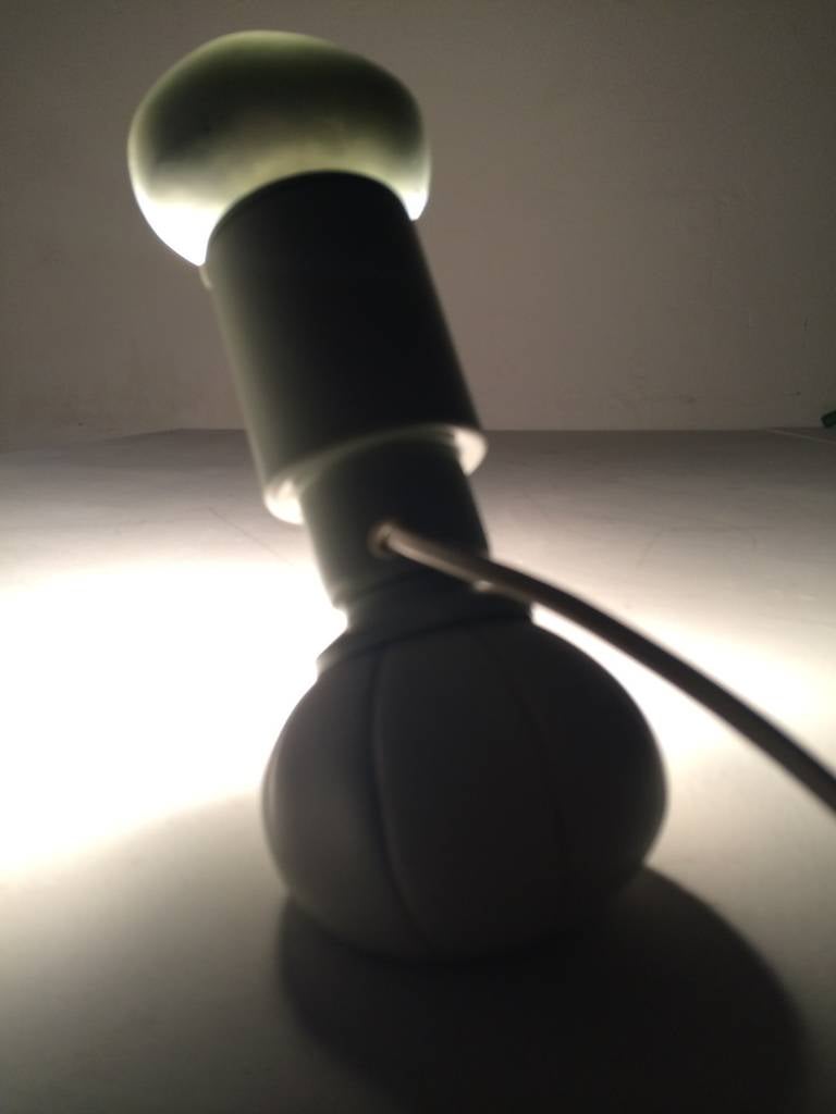 Minimalist Gino Sarfatti Table Lamp for Arteluce For Sale