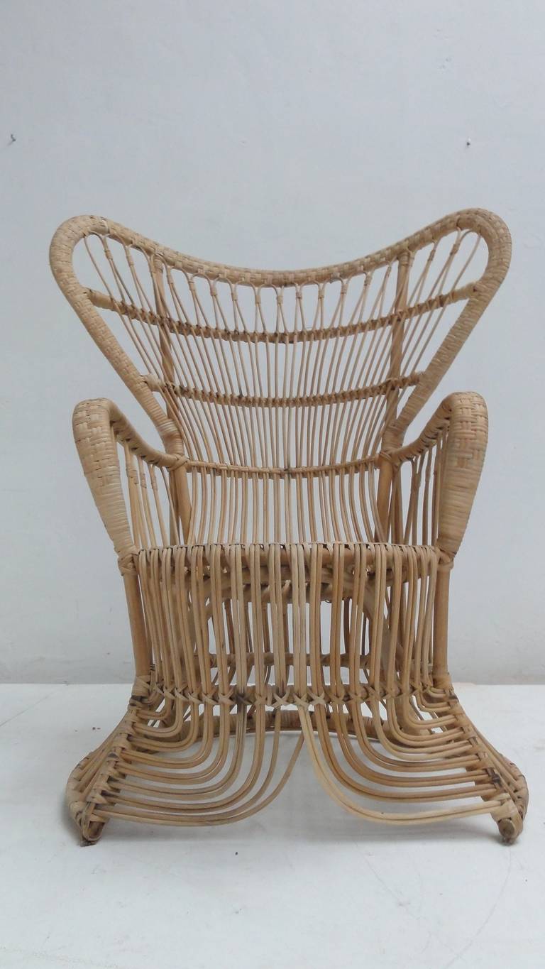 Dutch Rattan Peacock Chair in the Style of Franco Albini and Gio Ponti