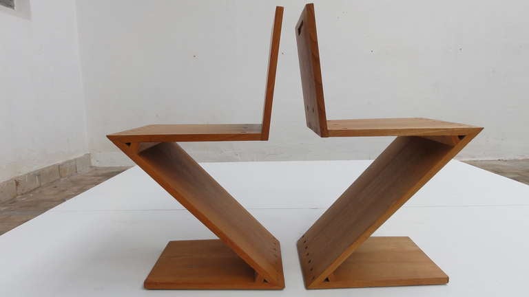 Gerrit Thomas Rietveld unique pair of Zig Zag Chairs G.A. v/d Groenekan In Excellent Condition In bergen op zoom, NL