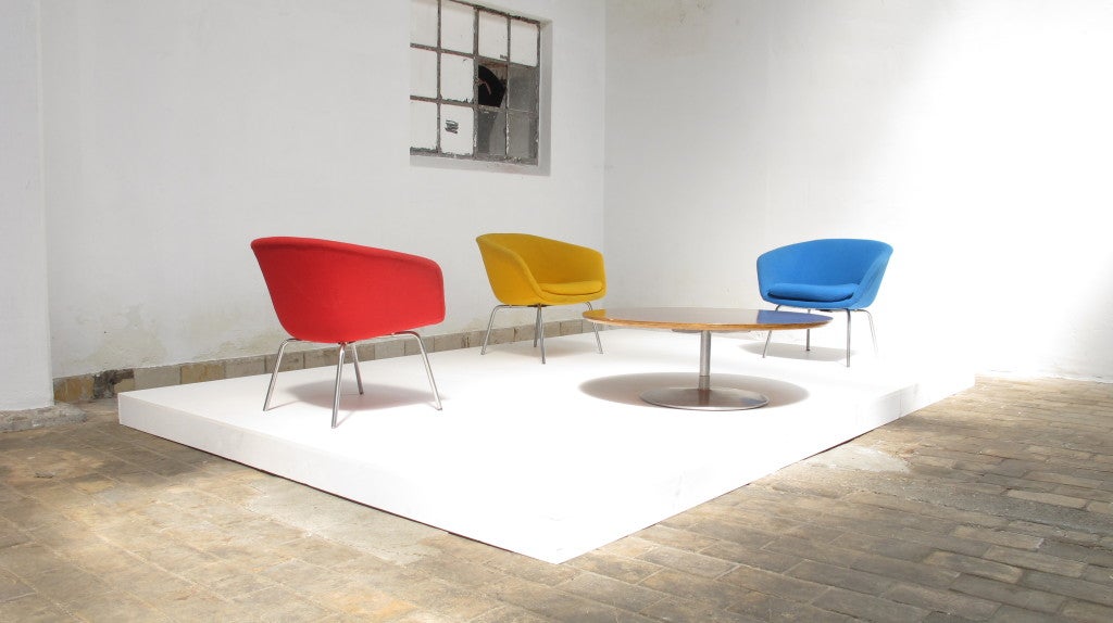 This set of 3 easy chairs are from a short production by Artifort
Very hard to find model by Pierre Paulin

Labeled ''Artifort, design pierre paulin''

Chairs have their original first upholstery with user wear and aging, can be re-upholstered