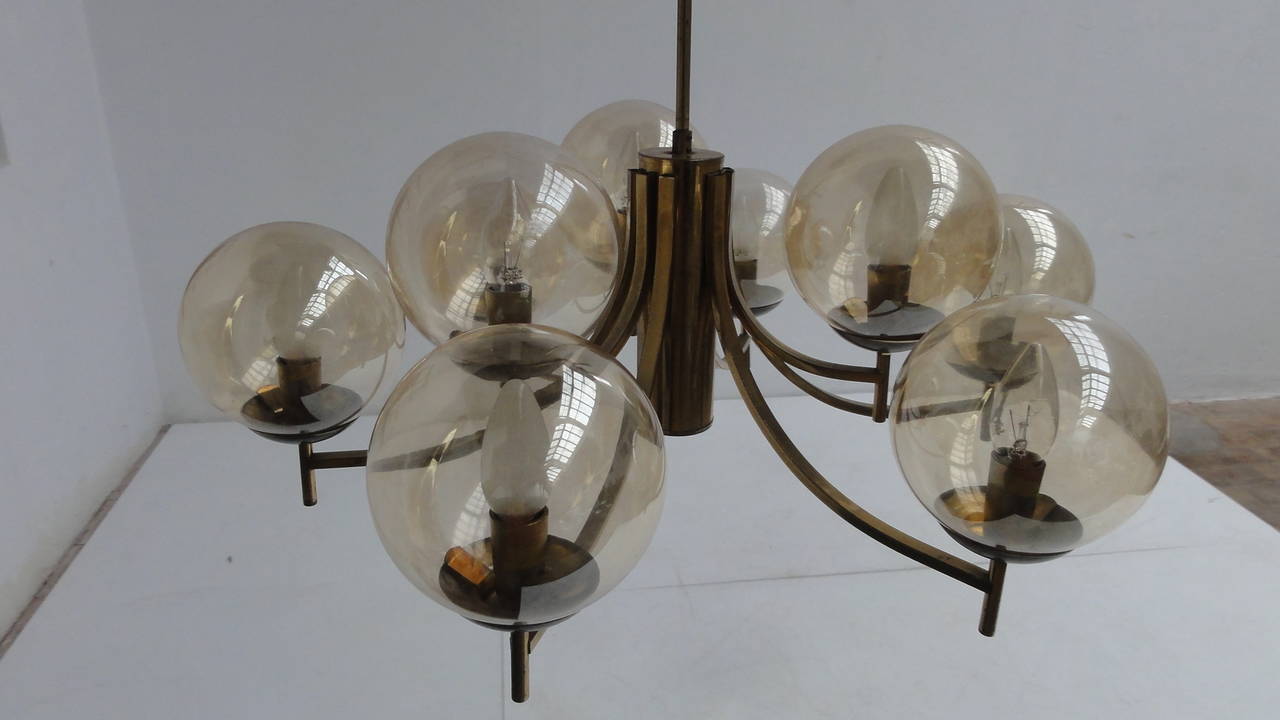 Mid-20th Century 1950's Italian glass & brass chandelier with 9 glass globes For Sale