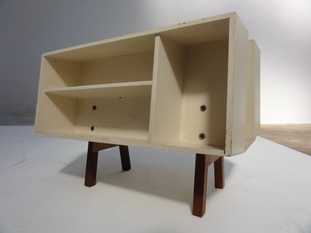Ernest Race Penguin Donkey II  side table, ISOKON 1963 2