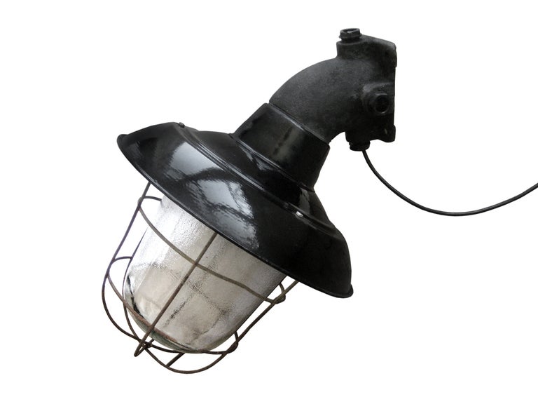 Brezno wall | black enamel industrial wall lamp (1x)
