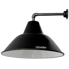 Biesdorf Wall I | Black Enamel Industrial Wall Lamp (129x)