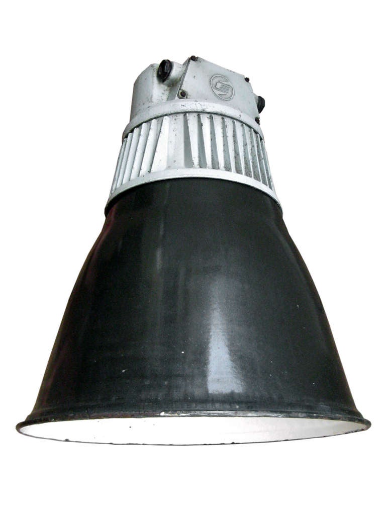 Industrial Papulin (1 piece) | Black industrial hanging lamp