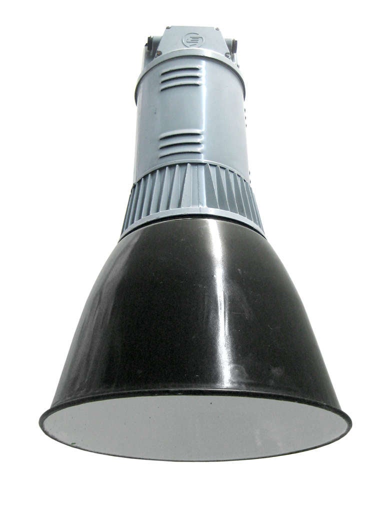 Black industrial hanging lamp, with green / grey cast aluminium top. Weight: 7.0 kg / 15,4 lb.

All lamps have been made suitable by international standards for incandescent light bulbs, energy-efficient and LED bulbs with an E27 socket, max 150W.