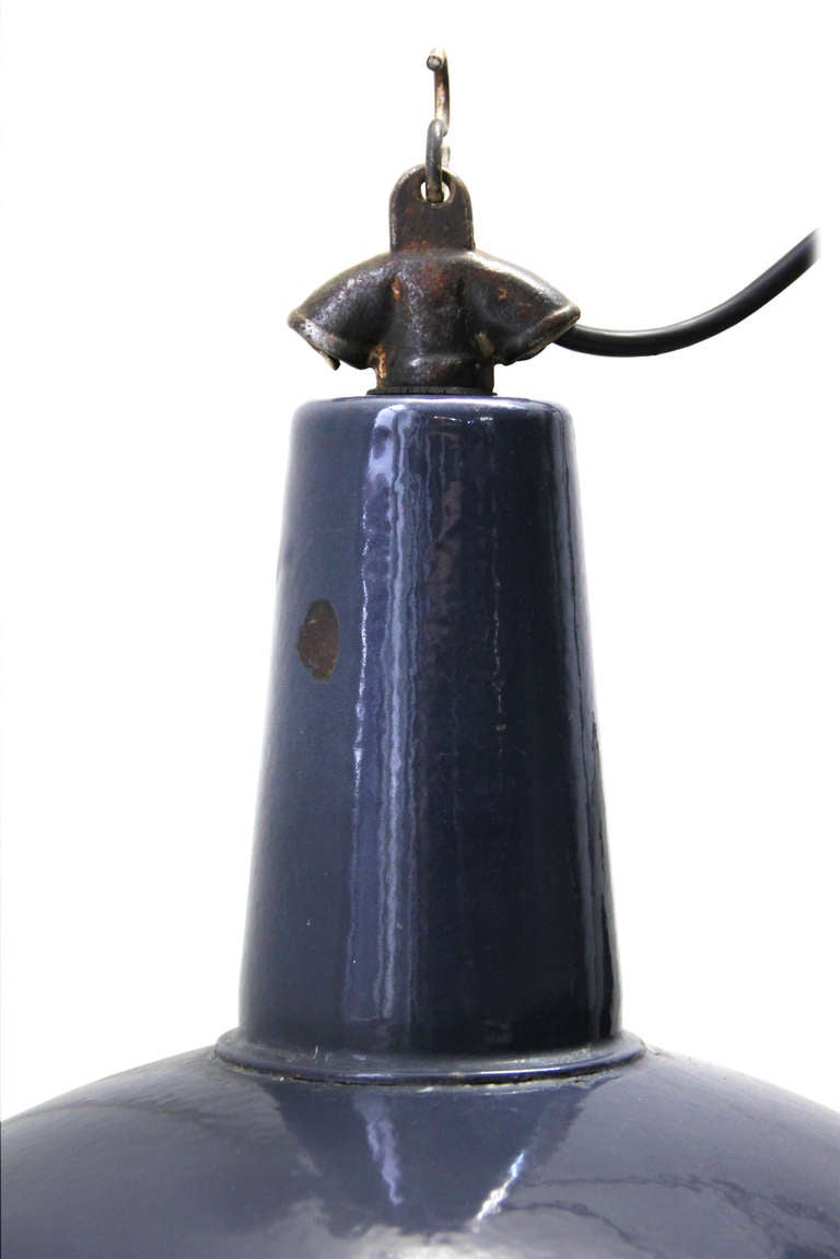 Pohled (3 pieces) Vintage Industrial Hanging Lamp at 1stdibs