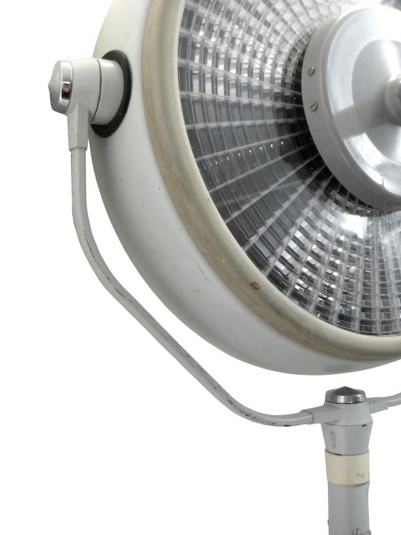 Tulle  | French hospital light