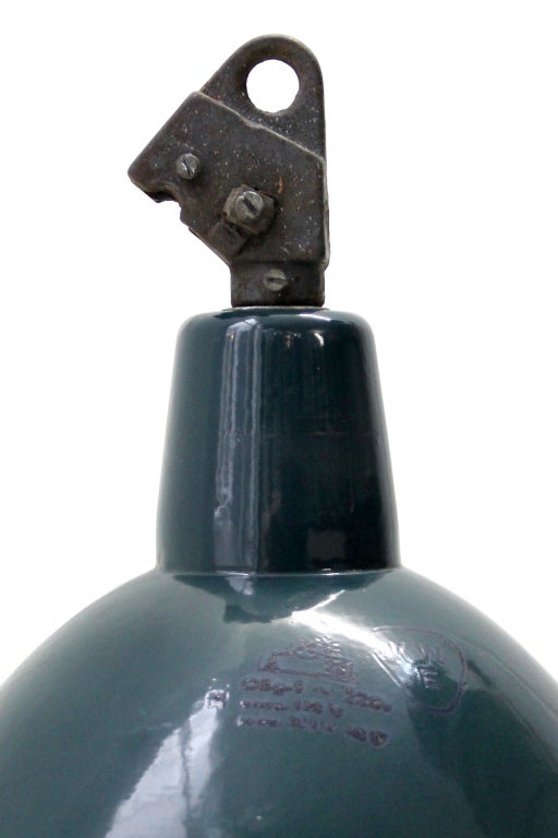 Kaba (1 pieces) | Vintage blue/green enamel industrial lamp