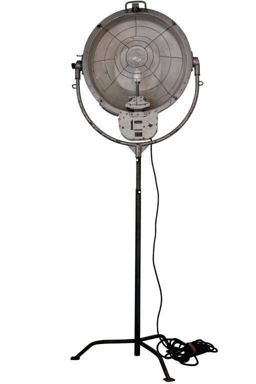 Statny (2 pieces) | Very rare old Russian film studio lamp In Good Condition In Amsterdam, NL