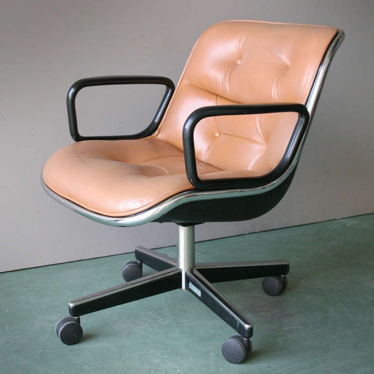 Four Leather Pollock 12E1 Chairs for Knoll In Good Condition In JM Haarlem, NL