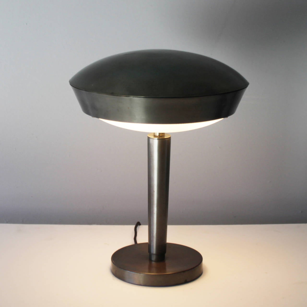 Mid-Century Modern Large Table Lamp by Fontana Arte