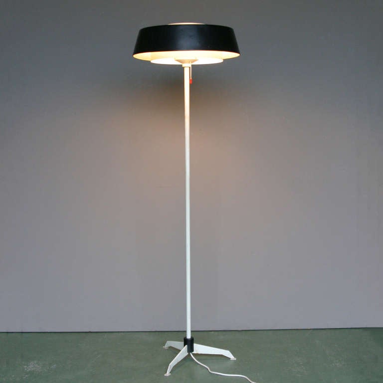 Hiemstra Evolux Stehlampe, Niederländisch 1960er Jahre im Zustand „Gut“ in JM Haarlem, NL