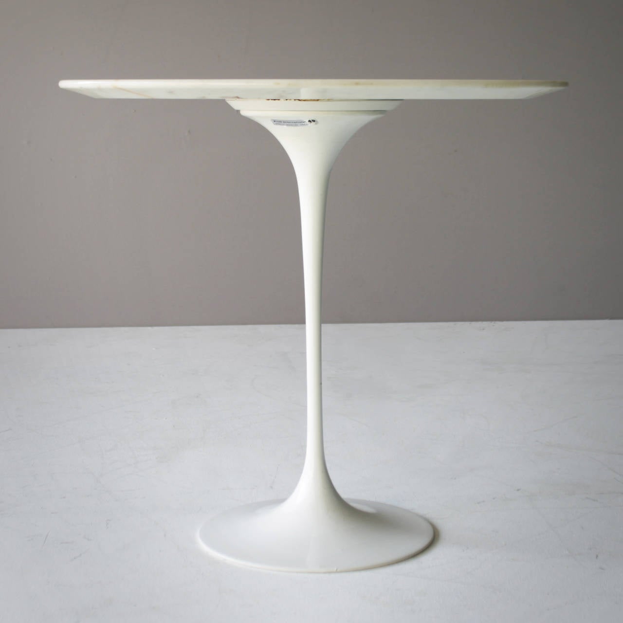 American Marble Side Table by Saarinen for Knoll