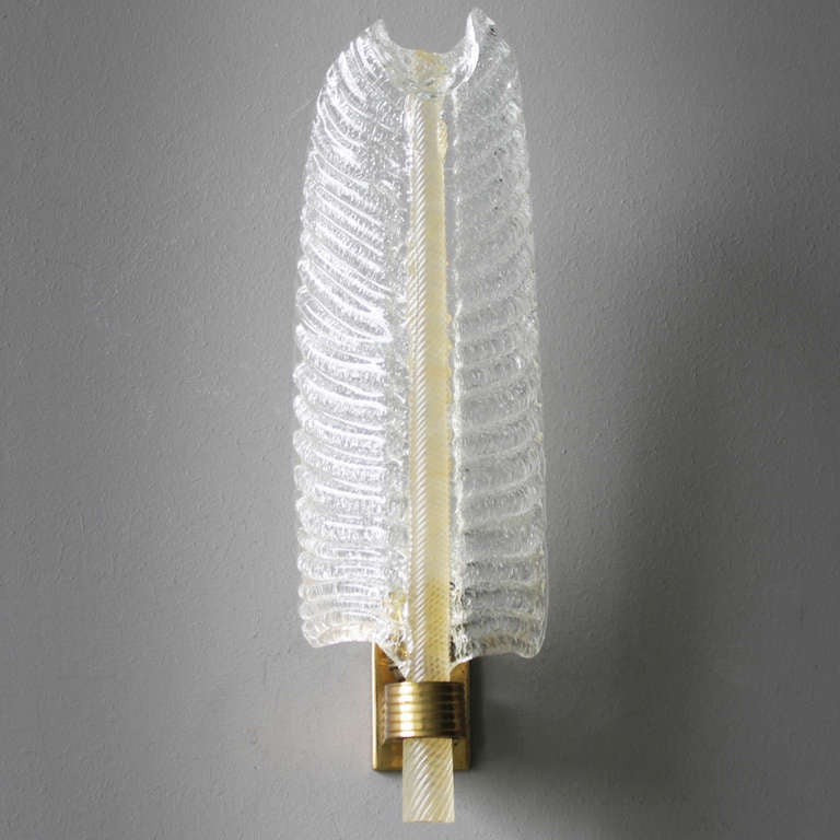 Large Barovier and Toso leaf wall light from Italy. Murano glass and brass.