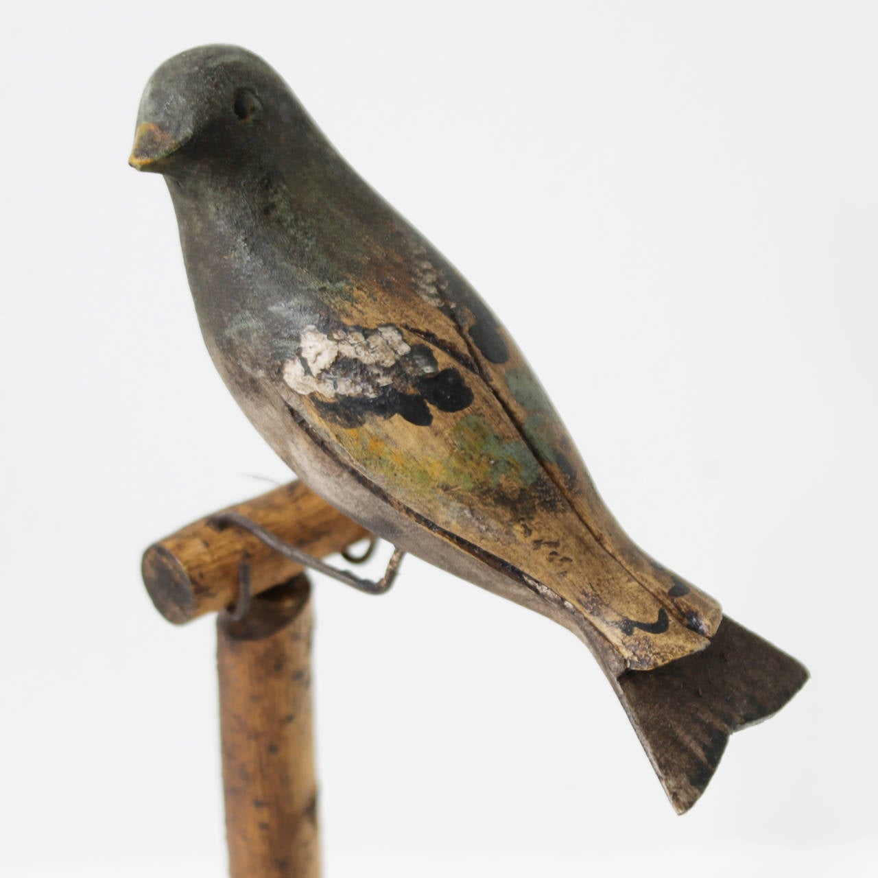 Metal Five Wooden Scandinavian Decoy Birds