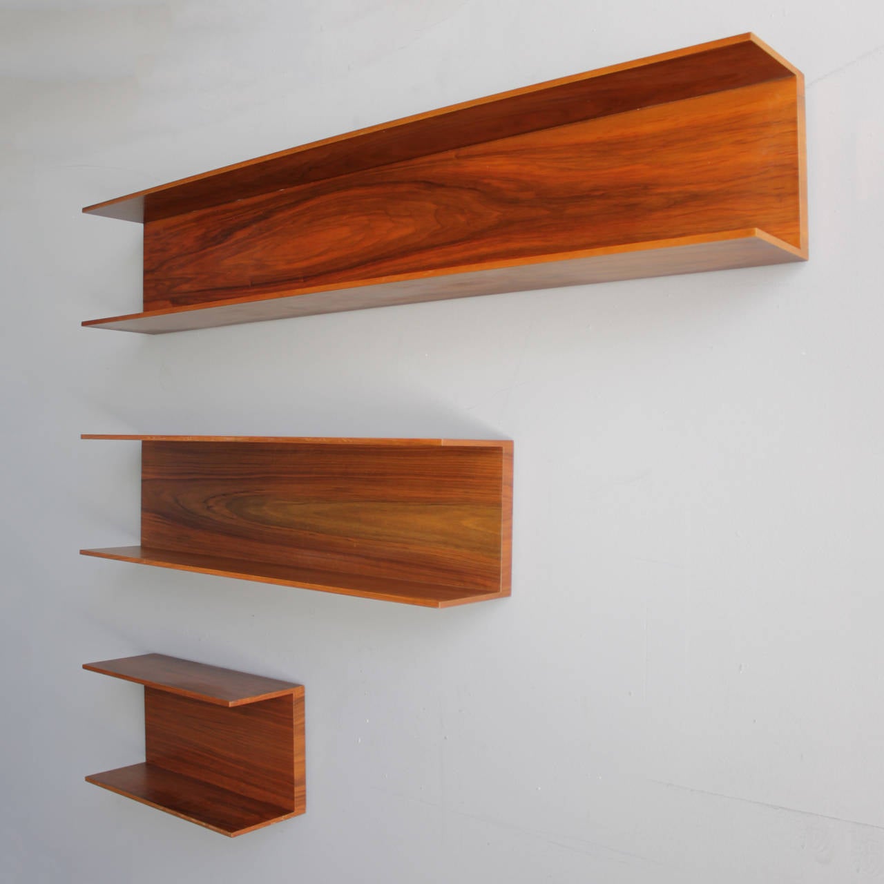Wall Shelves By Wilhelm Renz In Walnut For Sale At Stdibs - Wall Shelves By Wilhelm Renz In Walnut wall shelves by wilhelm renz in walnut for sale at stdibs - wall shelves by wilhelm renz in walnut