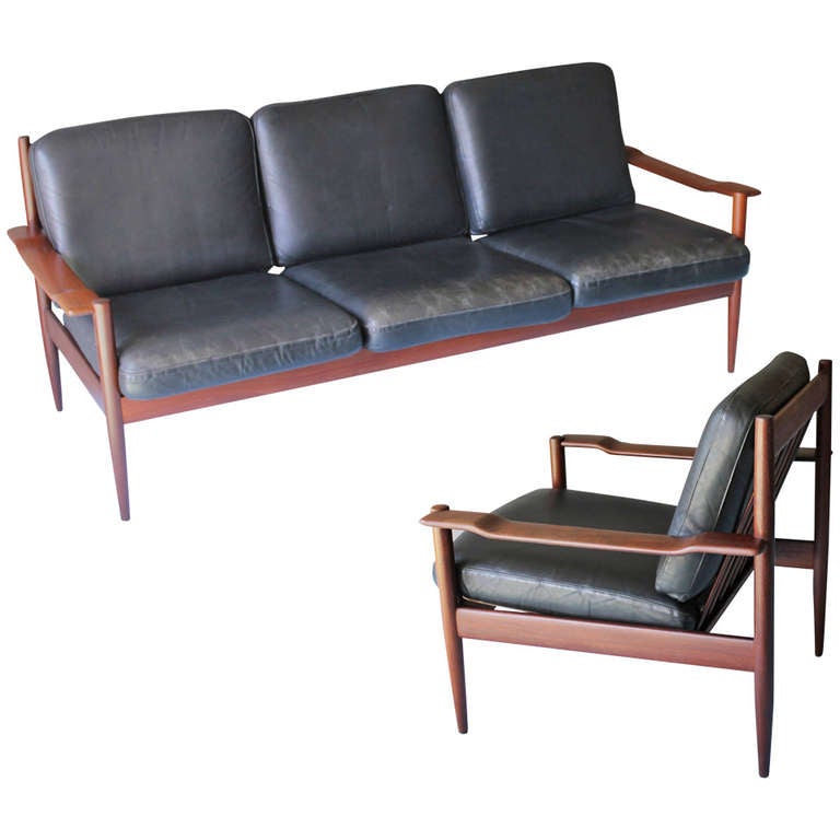 Danish Couch And Chair In The Manner Of Grete Jalk For At 1stdibs Danish Couch And Chair In The Manner Of Grete Jalk For