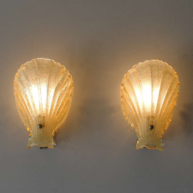 Italian Pair of Murano Gold Fleck Sconces in the Manner of Barovier and Toso