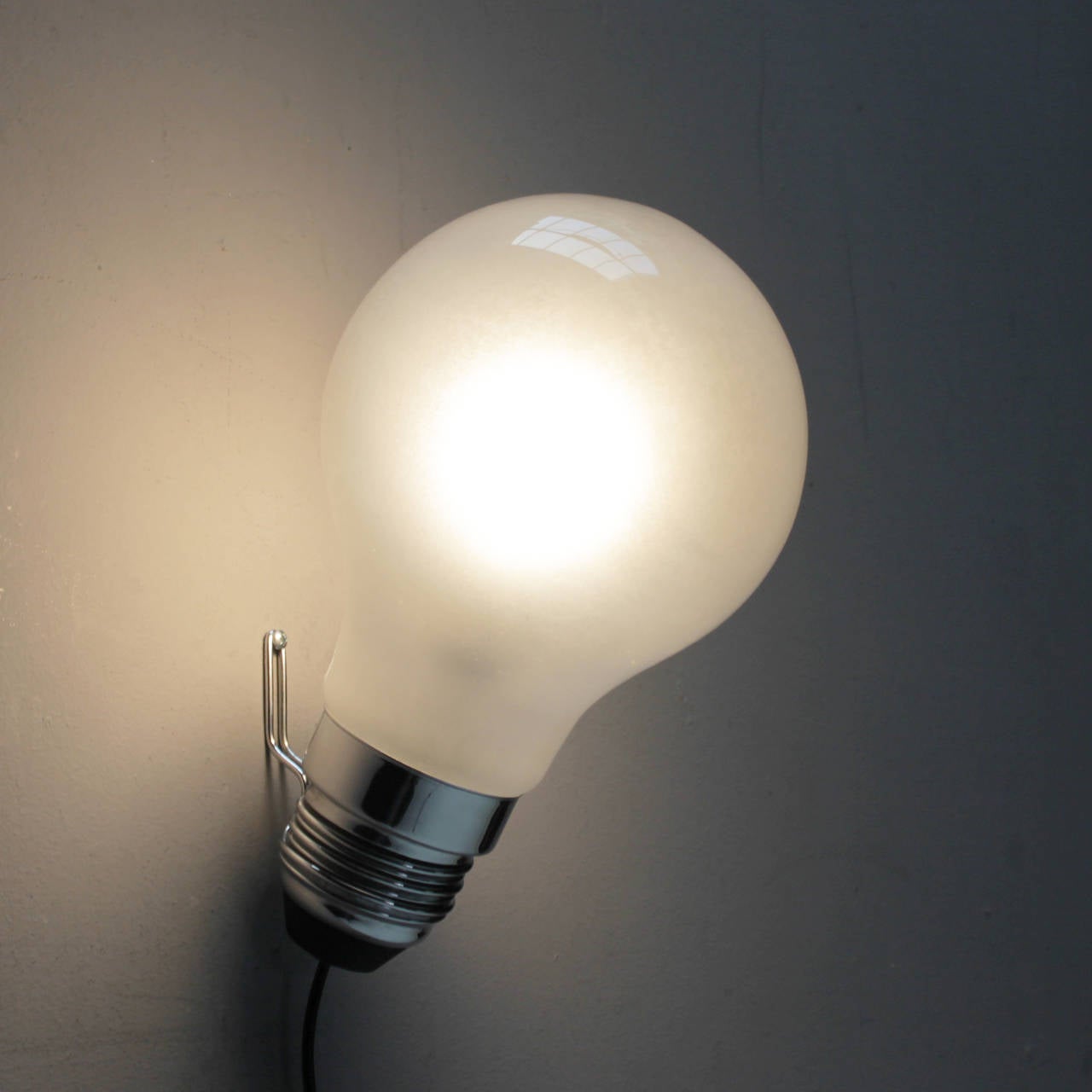 Late 20th Century Thomas Alva Edison Lights by Ingo Maurer, special edition For Sale