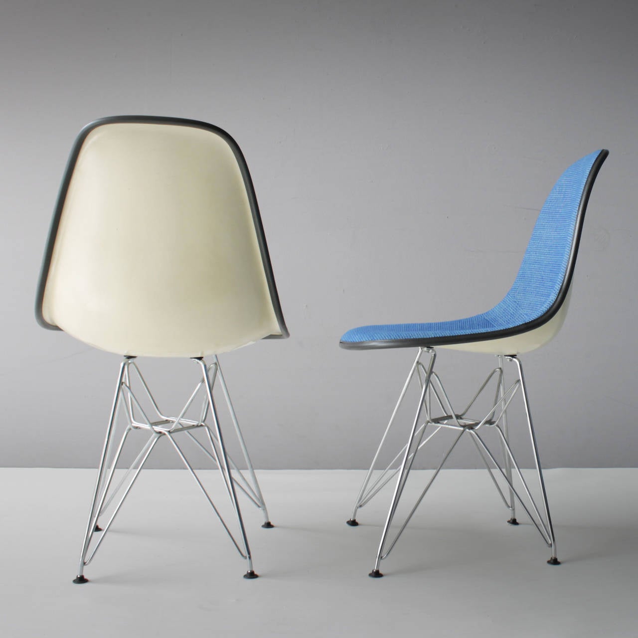 Mid-Century Modern Six Eames DSR Upholstered Chairs