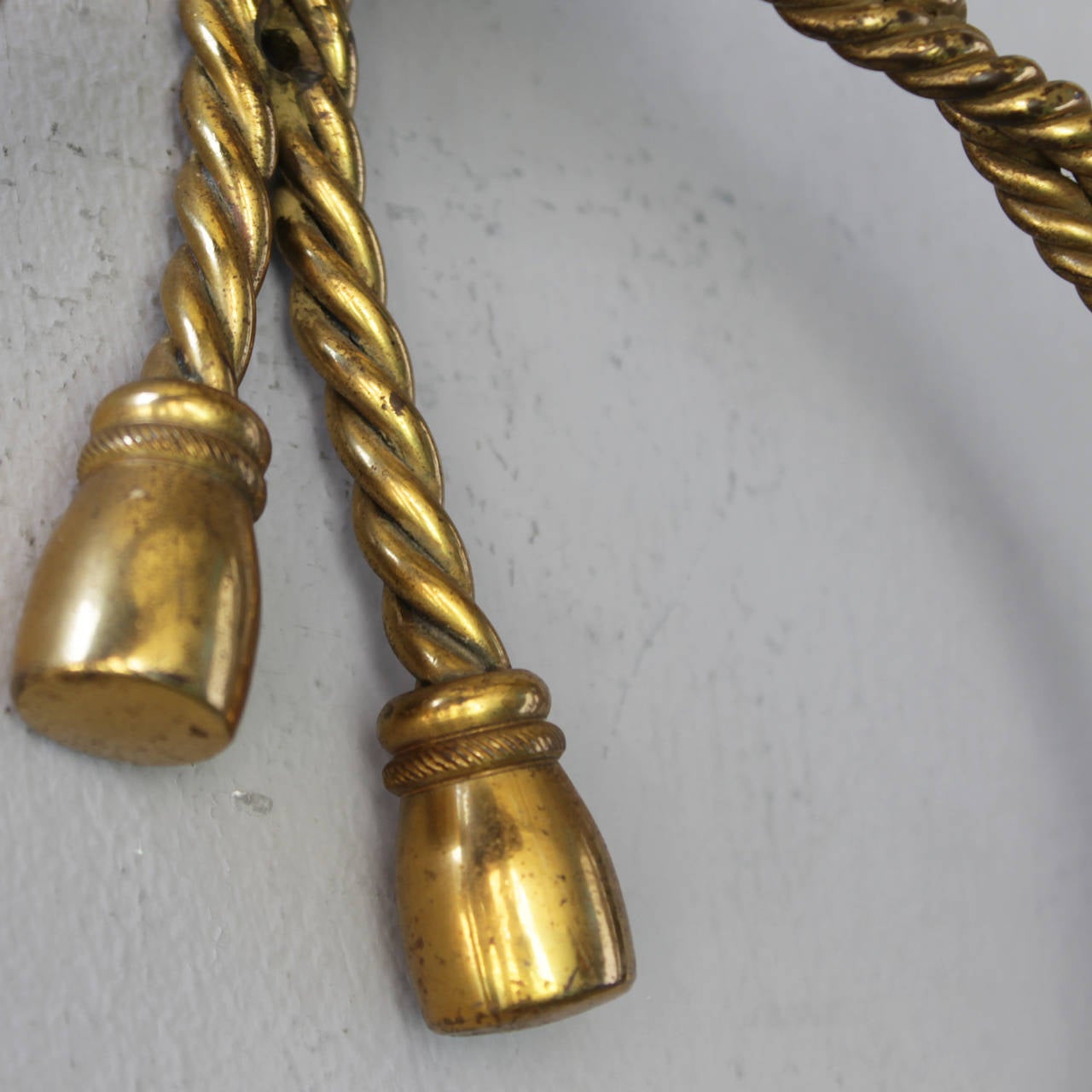 Decorative Towel Ring in Brass In Good Condition In JM Haarlem, NL