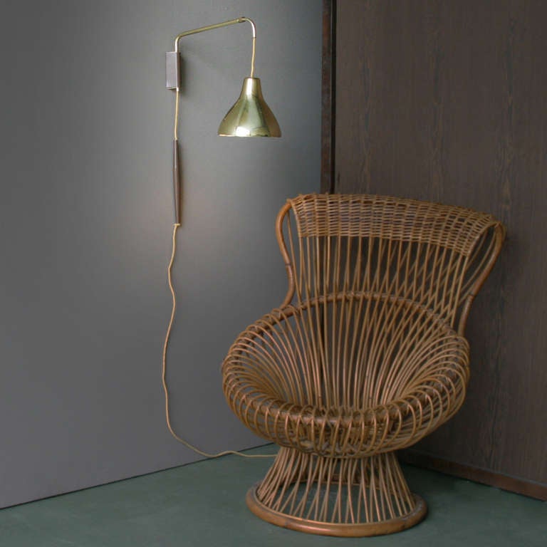 In the 1950’s and 1960’s Gerald Thurston was chief designer at Ligtholier, one the leading lighting companies in the US. During this period Thurston produced a number of groundbreaking designs, which even led his employer to insure his right hand