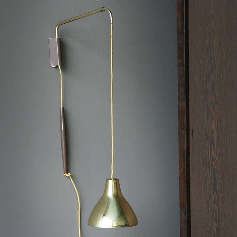 Adjustable Wall Lamp by Gerald Thurston for Lightolier 1
