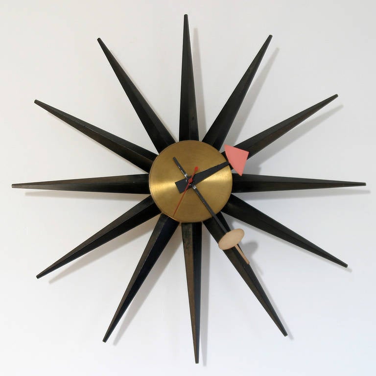 Vintage original George Nelson sunburst, spoke, spike clock 2202. Design by George Nelson & Associates. Manufactured by Howard Miller clock company, Zeeland Michigan. Marked. Original clockwork (115V-60Hz).