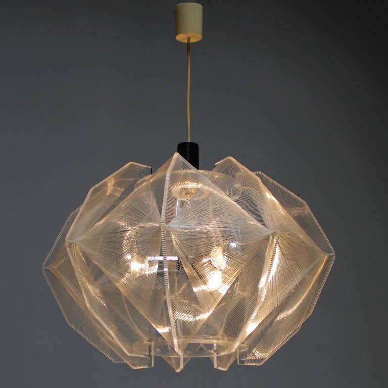 Sompex wurde 1948 in der deutschen Stadt Soest gegründet. Ursprünglich konzentrierte sich das Unternehmen auf den Import und Vertrieb von skandinavischem Design. In den 1960er Jahren änderte das Unternehmen jedoch seinen Kurs und begann:: eigene