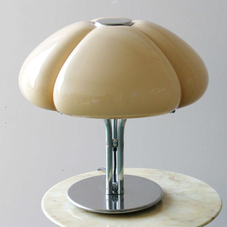 Late 20th Century 'Quadrifoglio' Lamp by Gae Aulenti for Guzzini