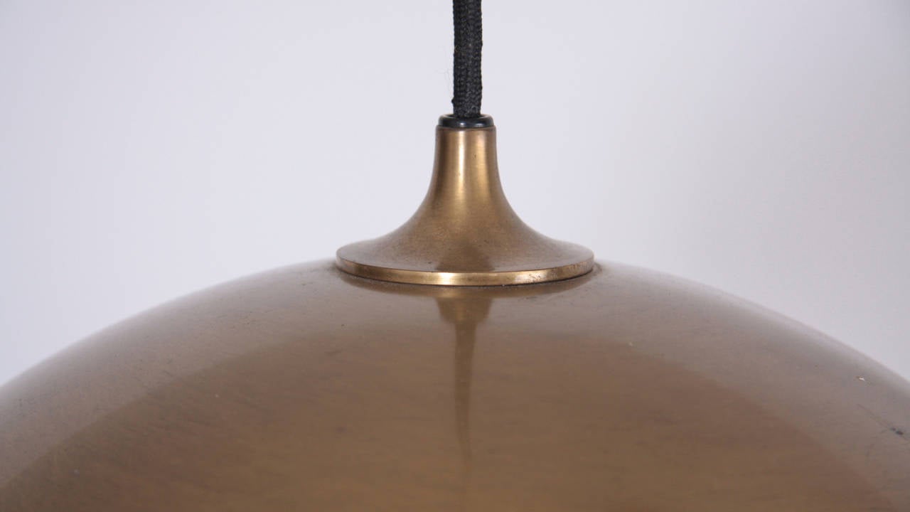 Rare Florian Schulz Posa Pendant Flat Brass Version with Counterweight In Excellent Condition In Maastricht, NL