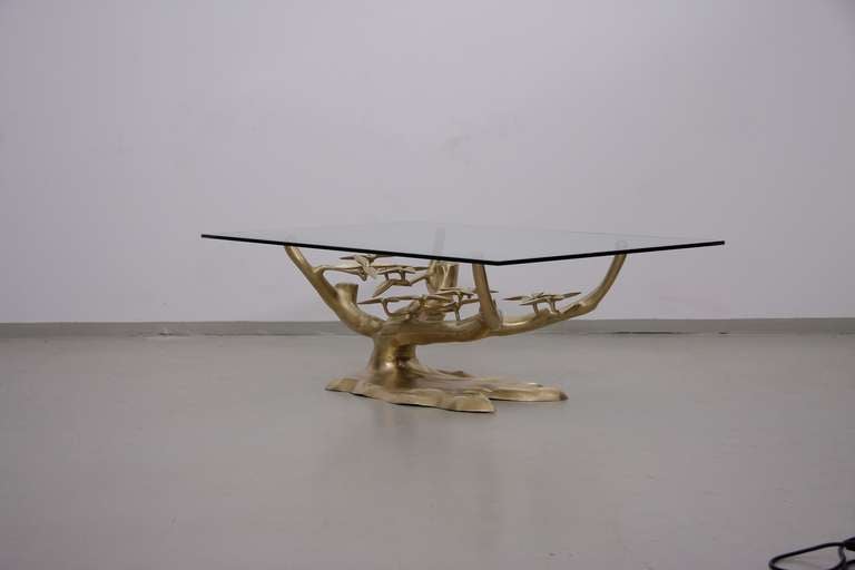 Solid Brass Willy Daro Coffee Table with Glass Top In Excellent Condition For Sale In Maastricht, NL