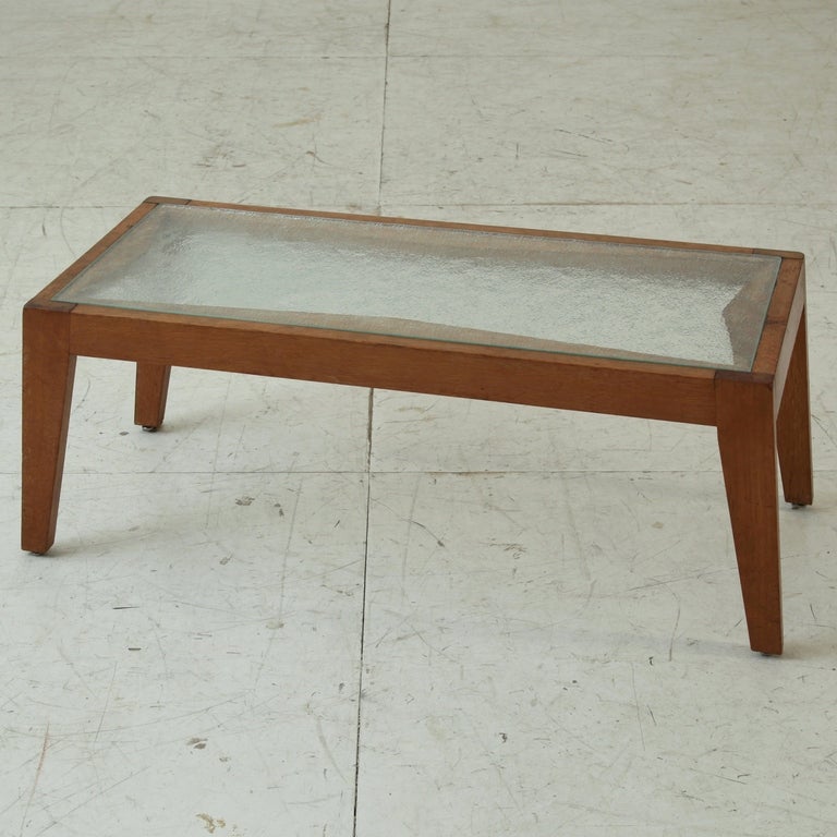 Gautier-Delaye oak and glass side table, France, 1950s In Excellent Condition For Sale In Maastricht, NL